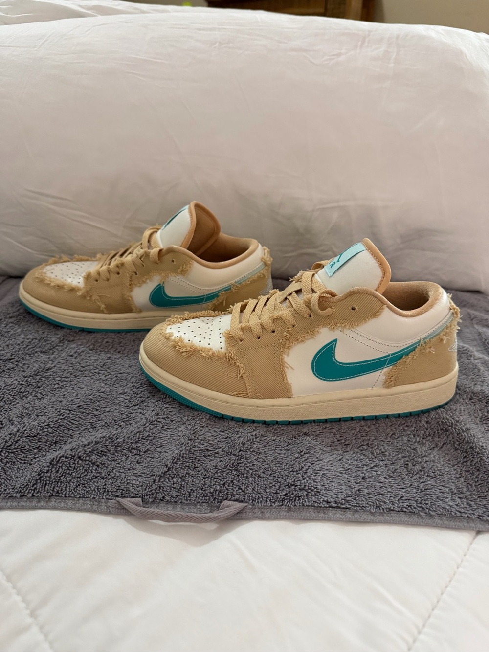 Jordan 1 Low SE “Wave” (Sesame/Dusty Cactus) Women’s Size 7.5 - Picture 5 of 11